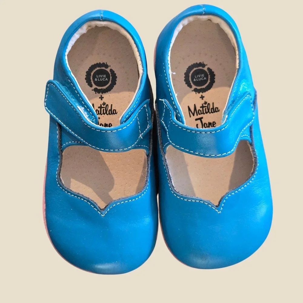 Livie & Luca Matilda Jane Blue Leather Mary Jane Shoes Scallop Heart Girls 9c